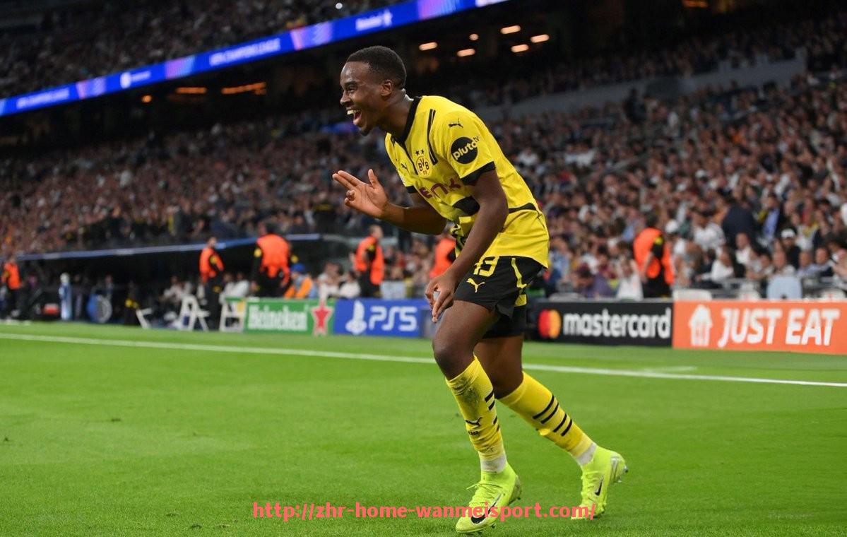 完美体育官方网站-世俱杯最早进球纪录揭晓：闪电破门诞生过程回顾